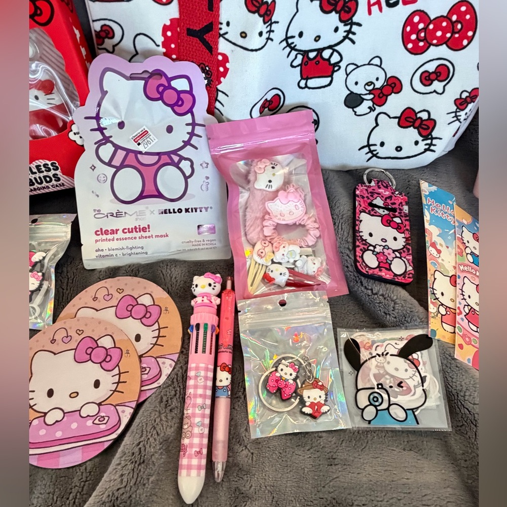 ❤️Sanrio Hello Kitty Canvas Zippered Tote & 20+ Accessories -Earbuds, Pillowcase - Picture 8 of 10